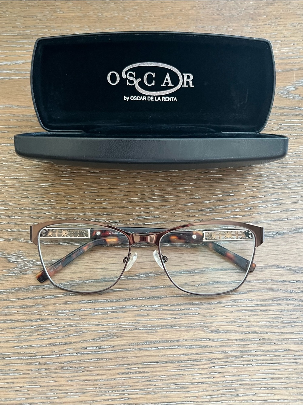 Oscar de la Renta Brown Tortoiseshell Metal-Trim Eyeglasses PRESCRIPTION UNKNOWN